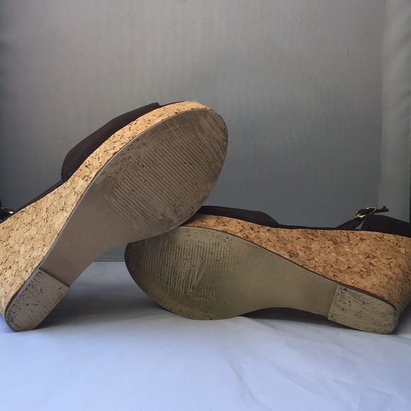 Steve Madden Rose T-Strap Wedges - Picture 5 of 5